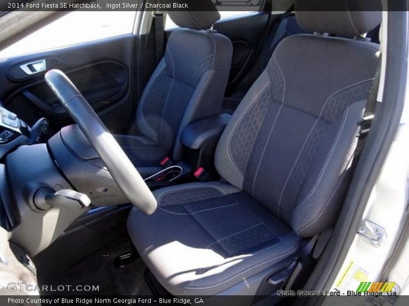 Ingot Silver / Charcoal Black 2014 Ford Fiesta SE Hatchback
