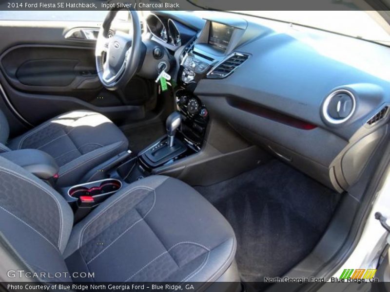 Ingot Silver / Charcoal Black 2014 Ford Fiesta SE Hatchback