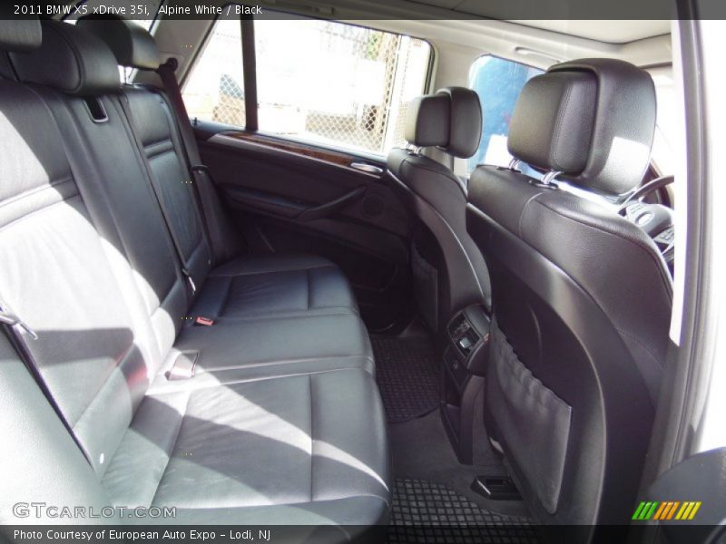 Alpine White / Black 2011 BMW X5 xDrive 35i