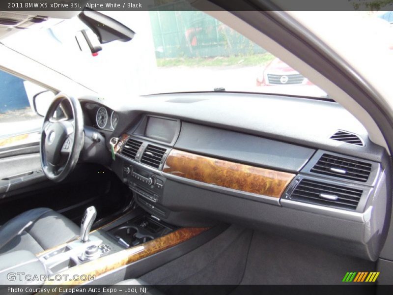 Alpine White / Black 2011 BMW X5 xDrive 35i