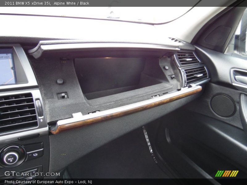 Alpine White / Black 2011 BMW X5 xDrive 35i