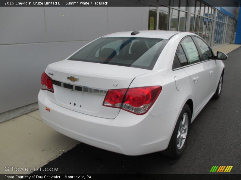 Summit White / Jet Black 2016 Chevrolet Cruze Limited LT