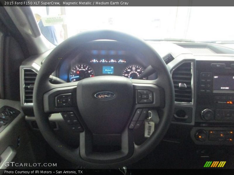 Magnetic Metallic / Medium Earth Gray 2015 Ford F150 XLT SuperCrew
