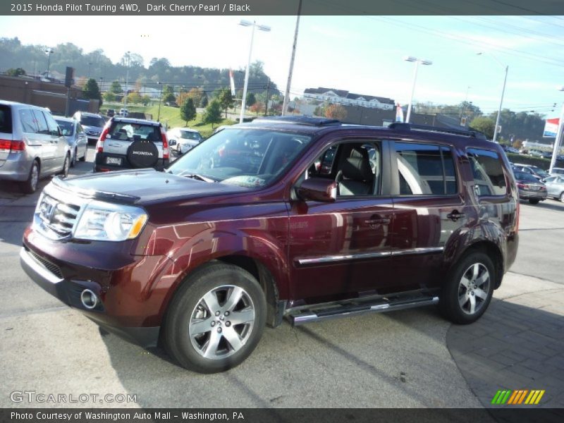 Front 3/4 View of 2015 Pilot Touring 4WD