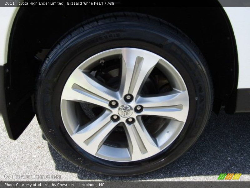 Blizzard White Pearl / Ash 2011 Toyota Highlander Limited