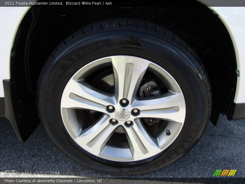 Blizzard White Pearl / Ash 2011 Toyota Highlander Limited
