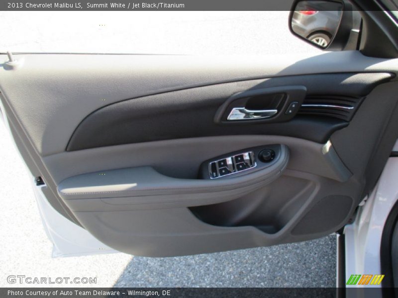 Summit White / Jet Black/Titanium 2013 Chevrolet Malibu LS