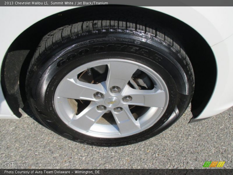 Summit White / Jet Black/Titanium 2013 Chevrolet Malibu LS