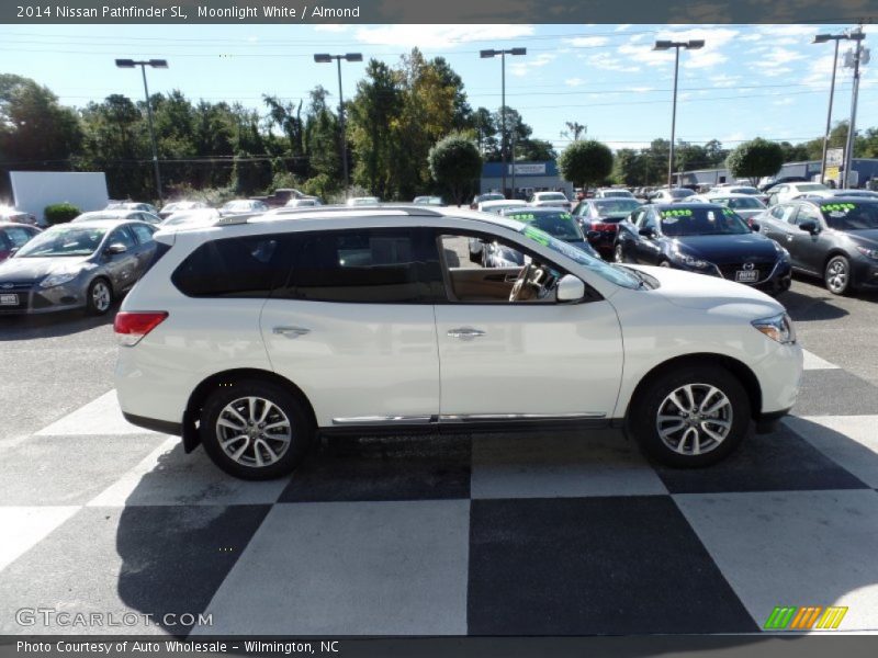 Moonlight White / Almond 2014 Nissan Pathfinder SL