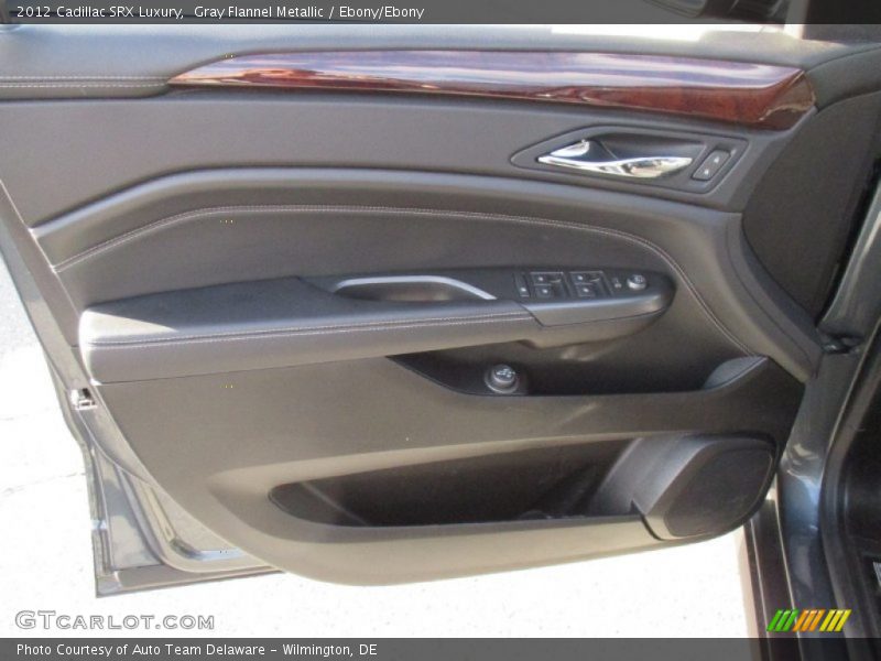 Gray Flannel Metallic / Ebony/Ebony 2012 Cadillac SRX Luxury