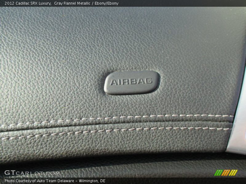 Gray Flannel Metallic / Ebony/Ebony 2012 Cadillac SRX Luxury