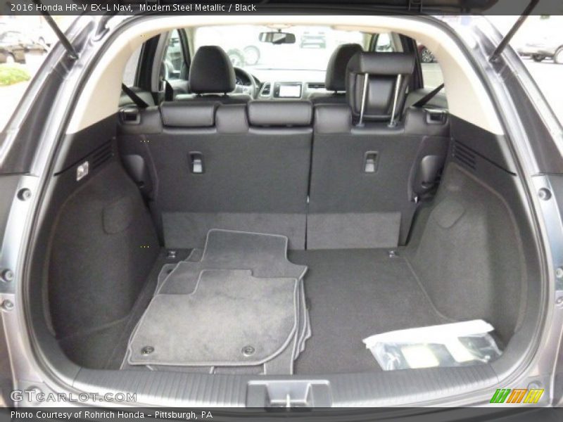  2016 HR-V EX-L Navi Trunk