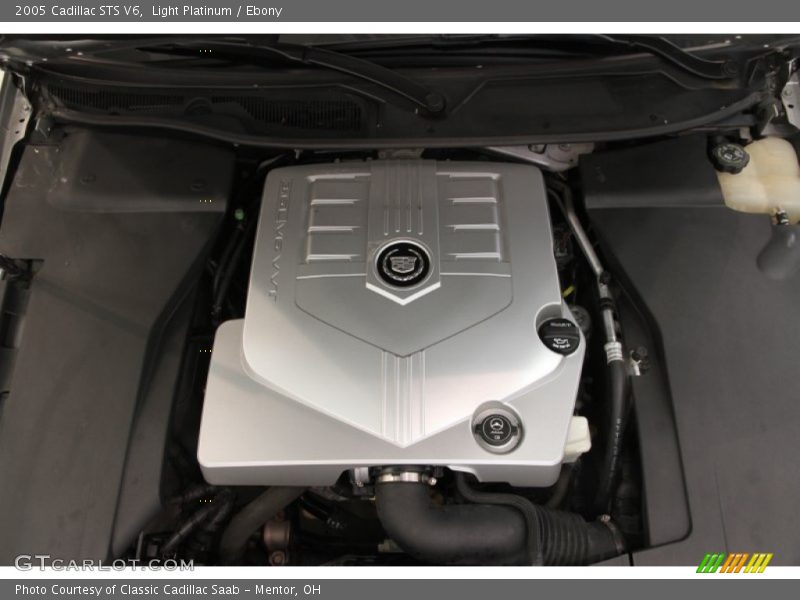 Light Platinum / Ebony 2005 Cadillac STS V6