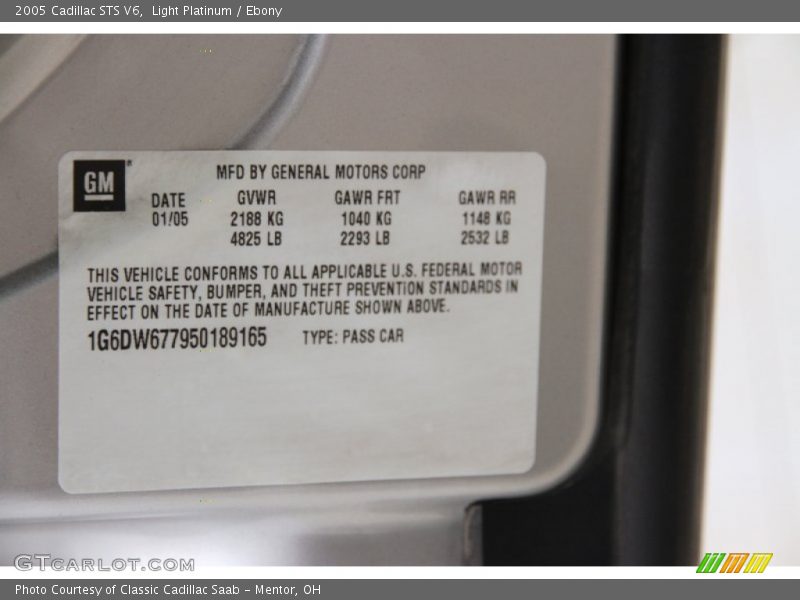 Light Platinum / Ebony 2005 Cadillac STS V6