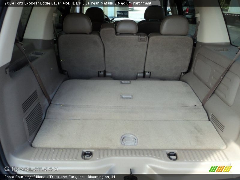 Dark Blue Pearl Metallic / Medium Parchment 2004 Ford Explorer Eddie Bauer 4x4