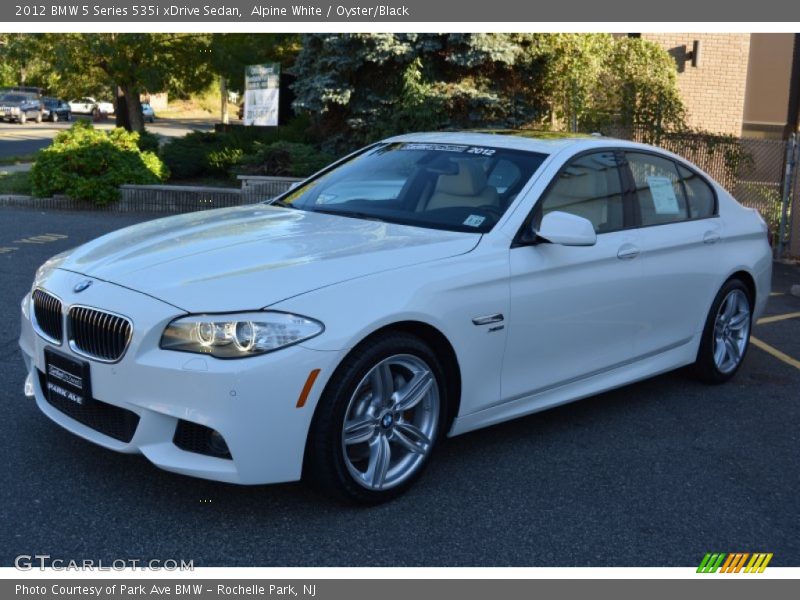 Alpine White / Oyster/Black 2012 BMW 5 Series 535i xDrive Sedan