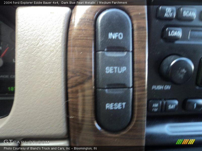 Dark Blue Pearl Metallic / Medium Parchment 2004 Ford Explorer Eddie Bauer 4x4