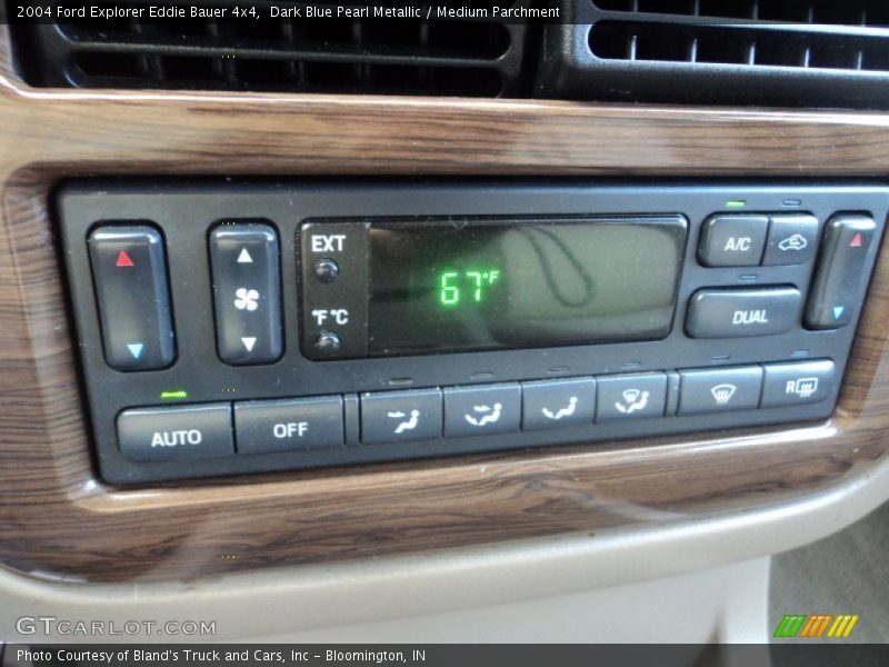 Dark Blue Pearl Metallic / Medium Parchment 2004 Ford Explorer Eddie Bauer 4x4