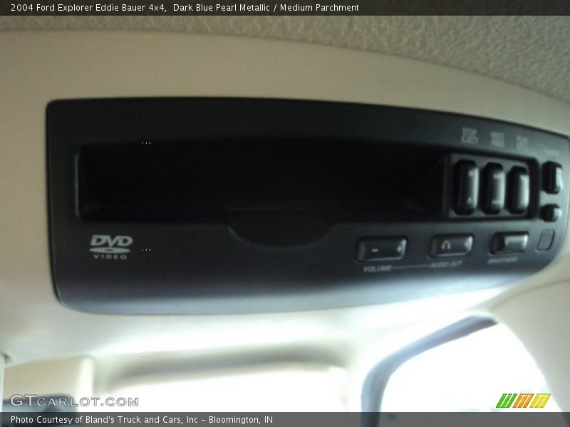 Dark Blue Pearl Metallic / Medium Parchment 2004 Ford Explorer Eddie Bauer 4x4