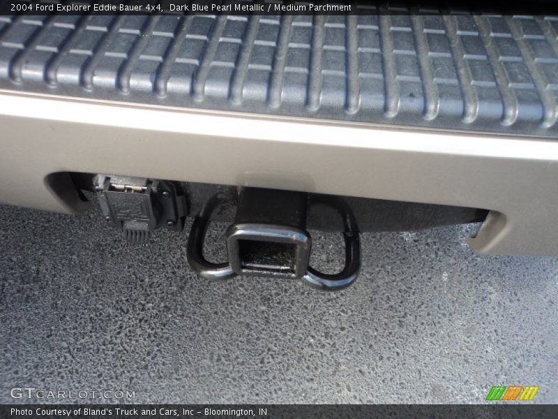 Dark Blue Pearl Metallic / Medium Parchment 2004 Ford Explorer Eddie Bauer 4x4
