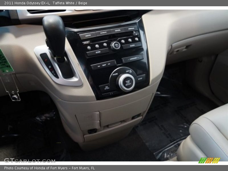 Taffeta White / Beige 2011 Honda Odyssey EX-L