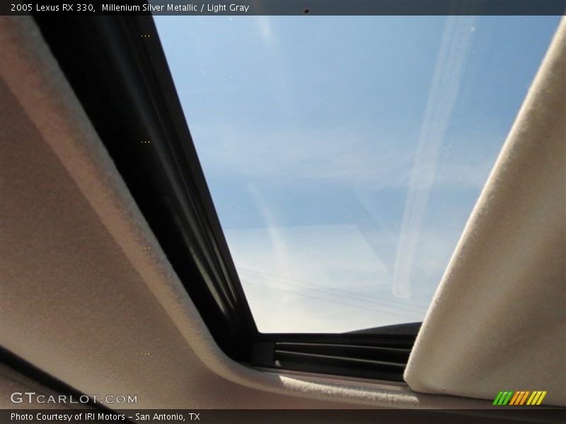 Millenium Silver Metallic / Light Gray 2005 Lexus RX 330