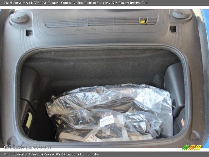  2016 911 GTS Club Coupe Trunk