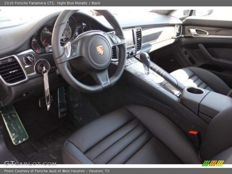 Black Interior - 2016 Panamera GTS 