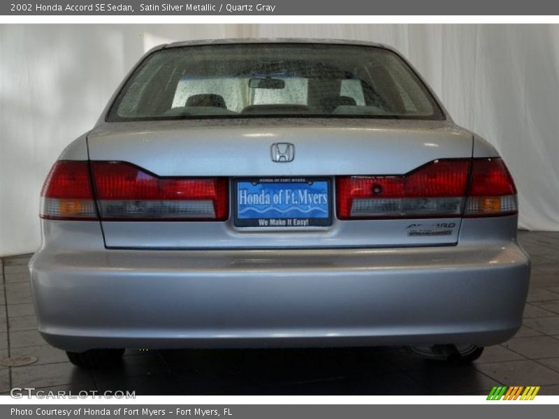 Satin Silver Metallic / Quartz Gray 2002 Honda Accord SE Sedan