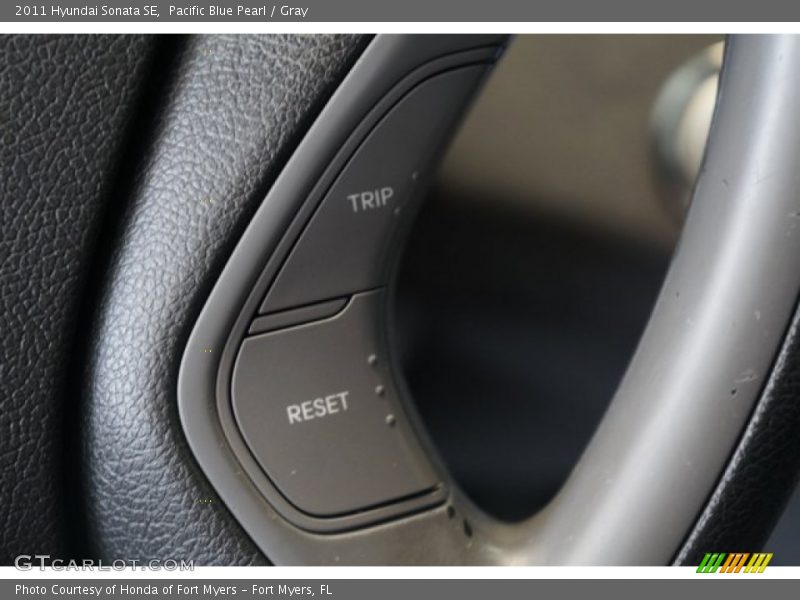 Pacific Blue Pearl / Gray 2011 Hyundai Sonata SE