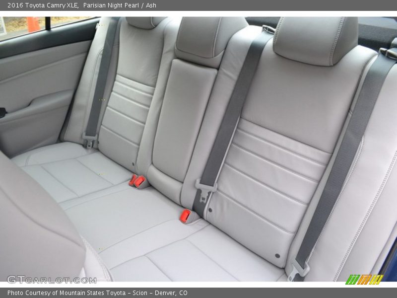 Parisian Night Pearl / Ash 2016 Toyota Camry XLE