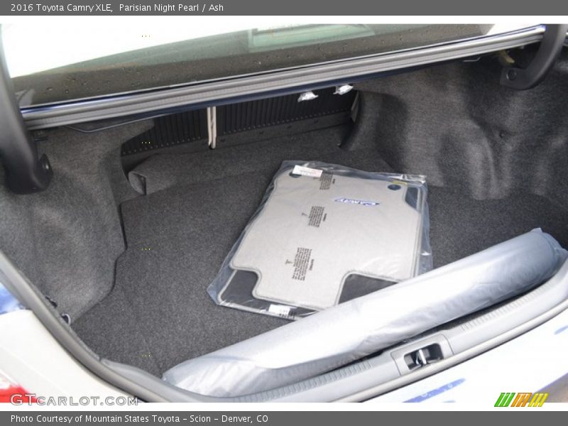 Parisian Night Pearl / Ash 2016 Toyota Camry XLE