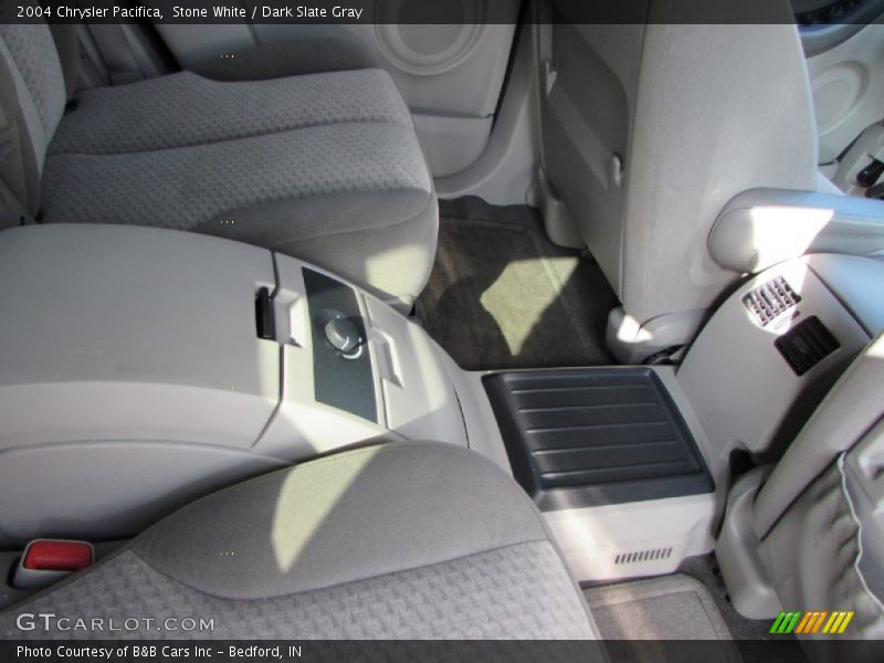 Stone White / Dark Slate Gray 2004 Chrysler Pacifica