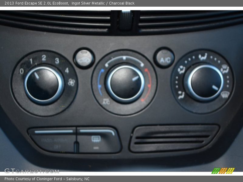 Ingot Silver Metallic / Charcoal Black 2013 Ford Escape SE 2.0L EcoBoost