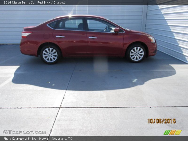 Red Brick / Charcoal 2014 Nissan Sentra SV