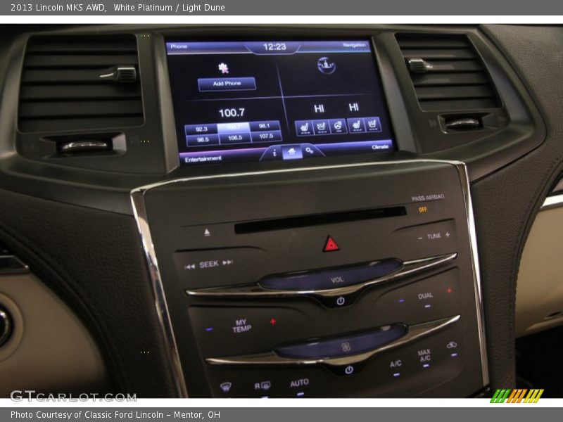 White Platinum / Light Dune 2013 Lincoln MKS AWD