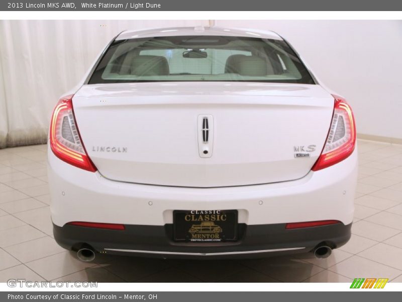White Platinum / Light Dune 2013 Lincoln MKS AWD