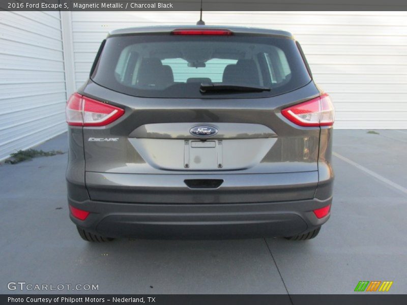 Magnetic Metallic / Charcoal Black 2016 Ford Escape S