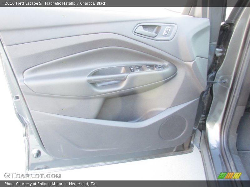 Magnetic Metallic / Charcoal Black 2016 Ford Escape S