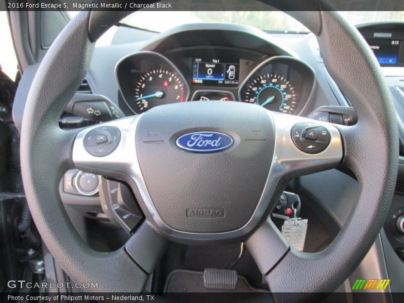 Magnetic Metallic / Charcoal Black 2016 Ford Escape S