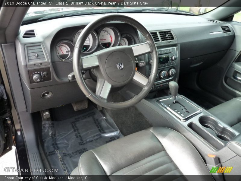 Brilliant Black Crystal Pearl / Dark Slate Gray 2010 Dodge Challenger R/T Classic