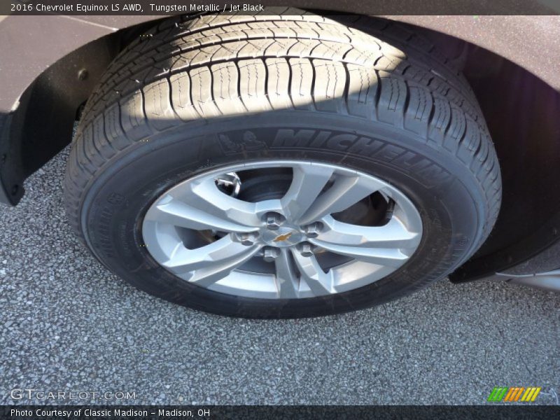 Tungsten Metallic / Jet Black 2016 Chevrolet Equinox LS AWD