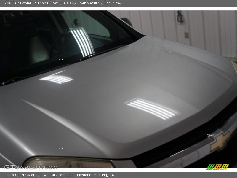 Galaxy Silver Metallic / Light Gray 2005 Chevrolet Equinox LT AWD