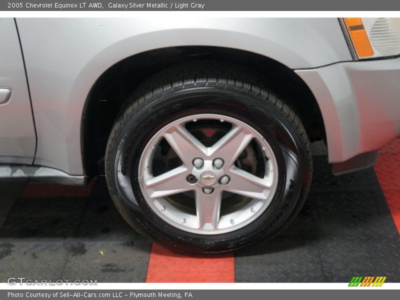 Galaxy Silver Metallic / Light Gray 2005 Chevrolet Equinox LT AWD