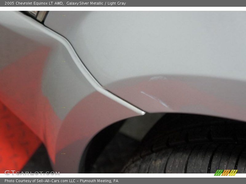 Galaxy Silver Metallic / Light Gray 2005 Chevrolet Equinox LT AWD