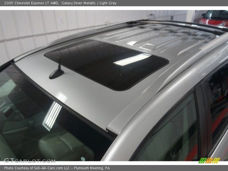Galaxy Silver Metallic / Light Gray 2005 Chevrolet Equinox LT AWD