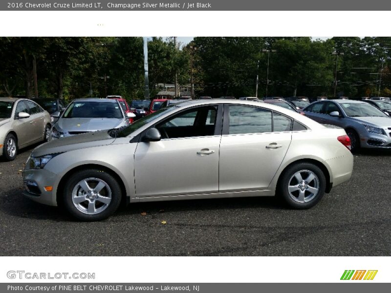 Champagne Silver Metallic / Jet Black 2016 Chevrolet Cruze Limited LT