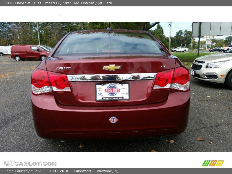 Siren Red Tintcoat / Jet Black 2016 Chevrolet Cruze Limited LT