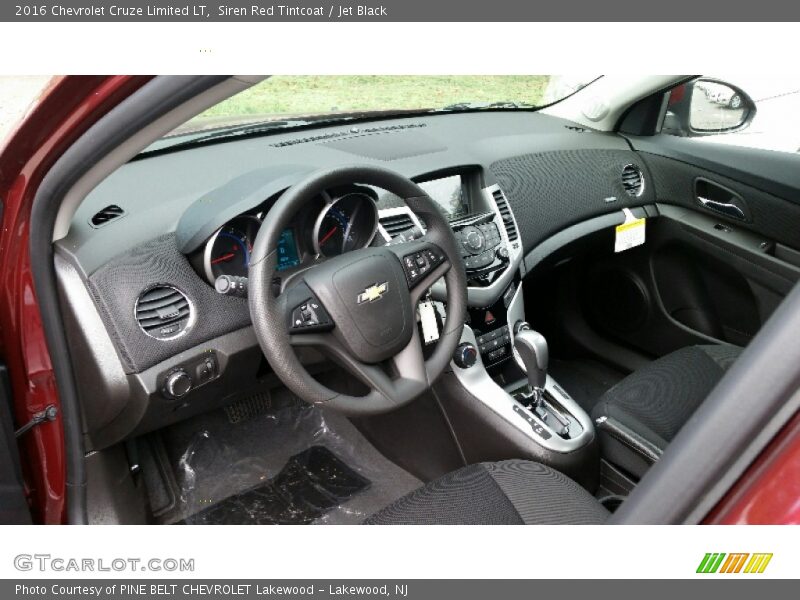 Siren Red Tintcoat / Jet Black 2016 Chevrolet Cruze Limited LT