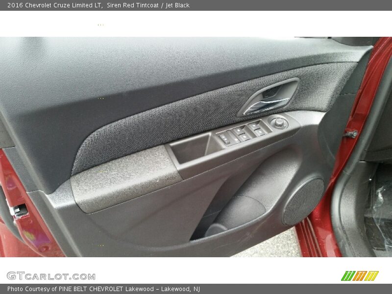 Siren Red Tintcoat / Jet Black 2016 Chevrolet Cruze Limited LT